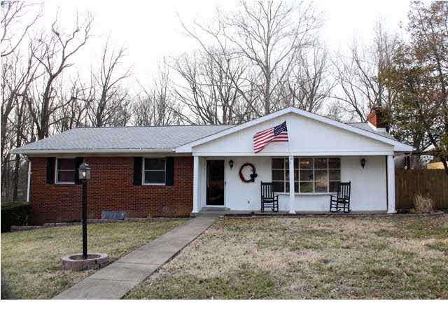 2114 Sleepy Hollow Dr, Evansville, IN 47720 photo 1