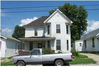 408 E Hefron St, Washington, IN 47501 photo 1