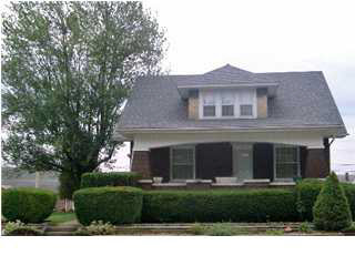 309 W 5th St, Jasper, IN 47546 photo 1