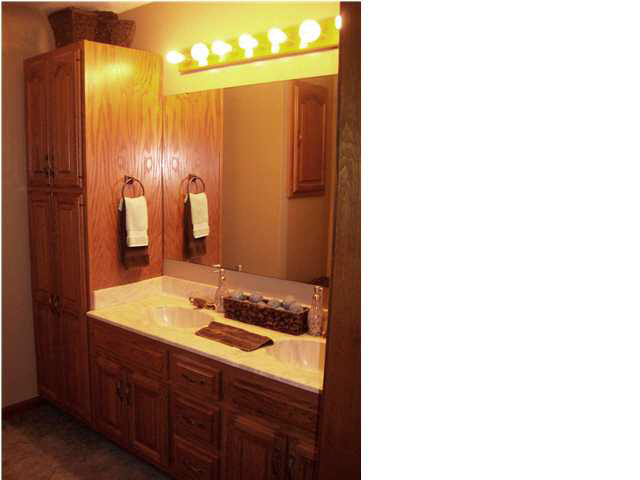 2114 S 600 E, Montgomery, IN 47558 photo 16