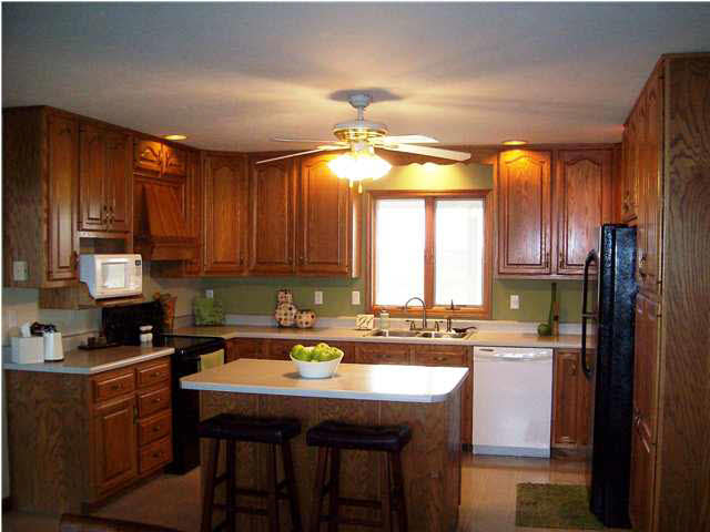 2114 S 600 E, Montgomery, IN 47558 photo 4