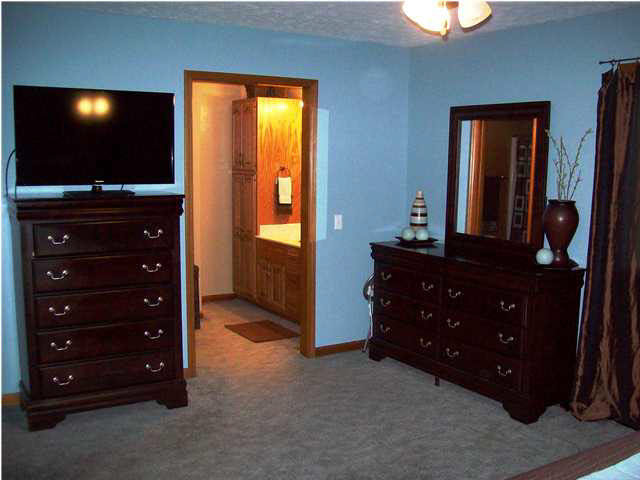 2114 S 600 E, Montgomery, IN 47558 photo 15