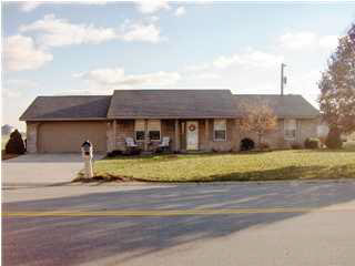 4686 Obing Strasse, Jasper, IN 47546 photo 1