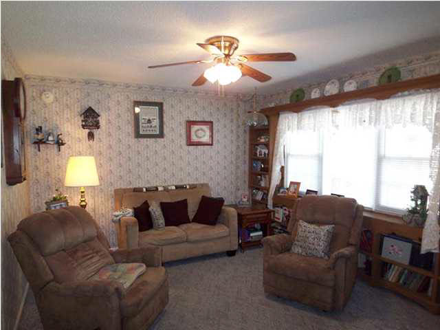 4801 Kensington Ave, Evansville, IN 47710 photo 2