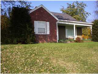 2303 Newton St, Jasper, IN 47546 photo 1