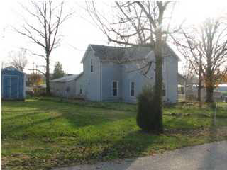 596 W Seitz St, Jasper, IN 47546 photo 1