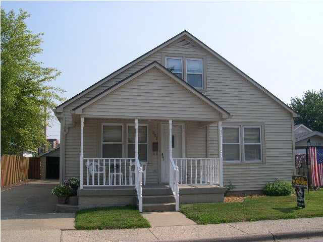 307 E 5th St, Jasper, IN 47546 photo 1