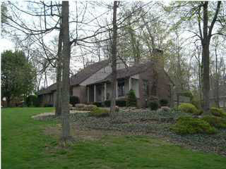 1945 E Hillbrook Dr, Jasper, IN 47546 photo 1