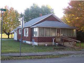213 E Race St, Odon, IN 47562 photo 1