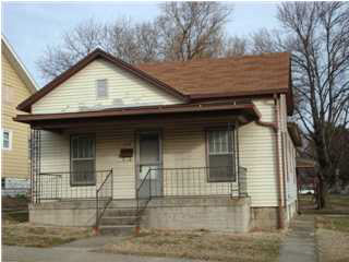 210 13th St, Jasper, IN 47546 photo 1