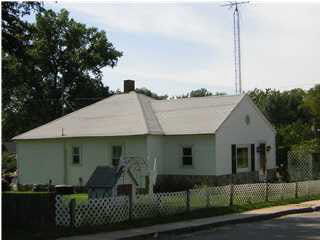 403 E Oak St, Decker, IN 47524 photo 1