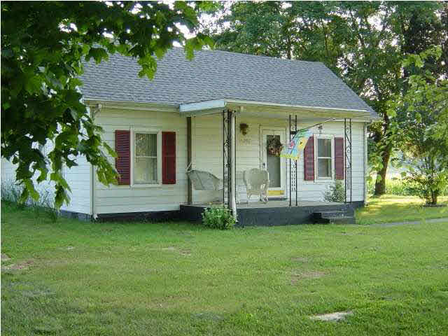 16002 E Highway 136, Robards, KY 42452 photo 1