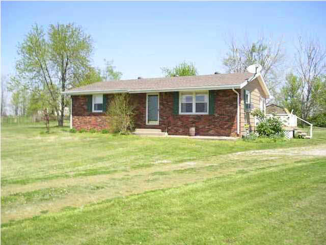 8201 Meahl Cates Rd, Robards, KY 42452 photo 1
