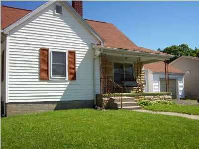 6 E William St, Washington, IN 47501 photo 1