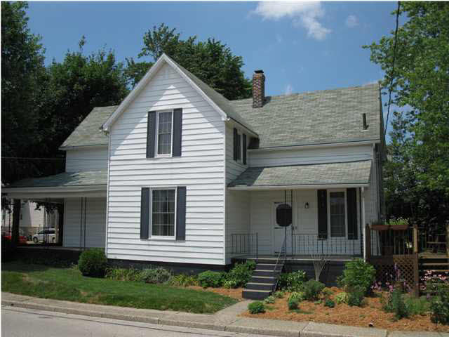 1402 Vine St, Jasper, IN 47546 photo 1