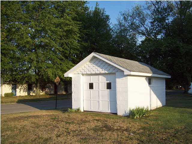1501 Grove St, Washington, IN 47501 photo 4