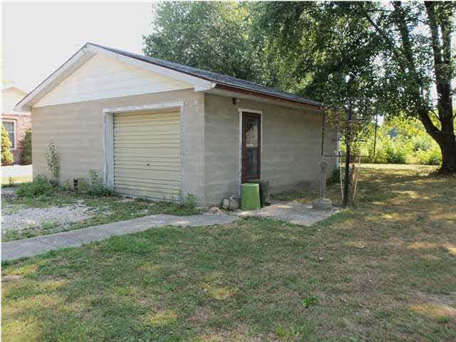 2392 S State Road 57, Washington, IN 47501 photo 8