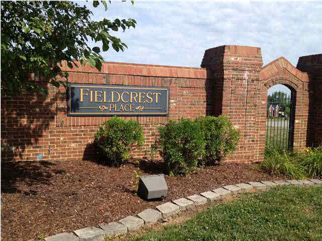 4565 Fieldcrest Place Cir, Newburgh, IN 47630 photo 2