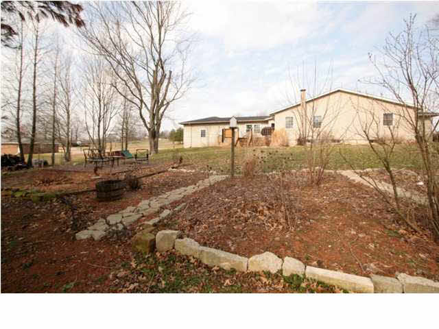 1641 E Hillbrook Rd, Jasper, IN 47546 photo 10
