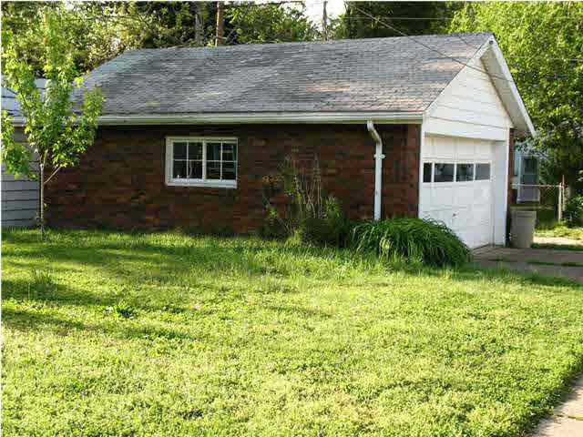608 Bayard Park Dr, Evansville, IN 47713 photo 14