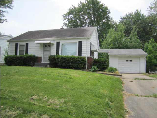 149 E 36th St, Jasper, IN 47546 photo 1