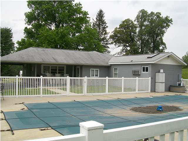 7964 S 100 E, Washington, IN 47501 photo 2