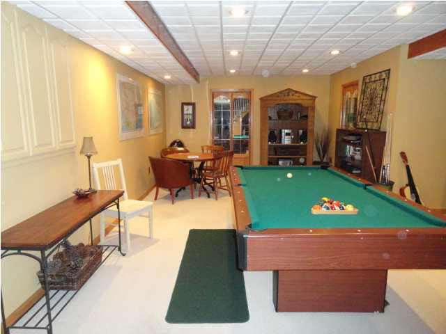 1609 Greenbrier Dr, Mount Vernon, IN 47620 photo 6