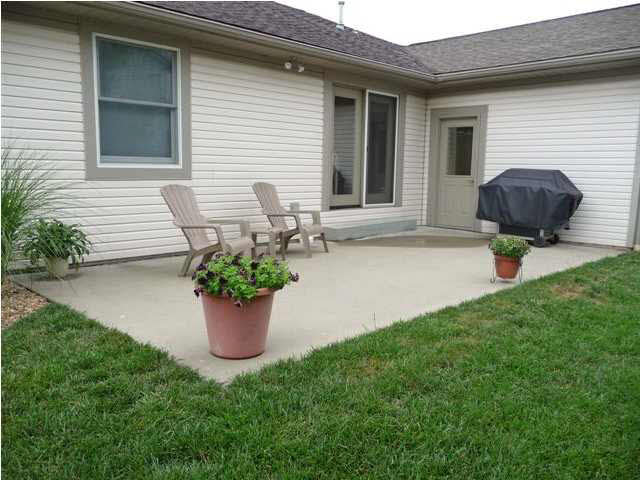 310 Redbud Ln, Jasper, IN 47546 photo 16