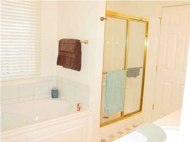 2455 Briarcliff Dr, Newburgh, IN 47630 photo 11
