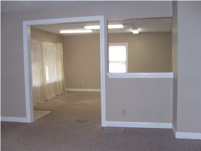 1218 Tell St, Tell City, IN 47586 photo 2
