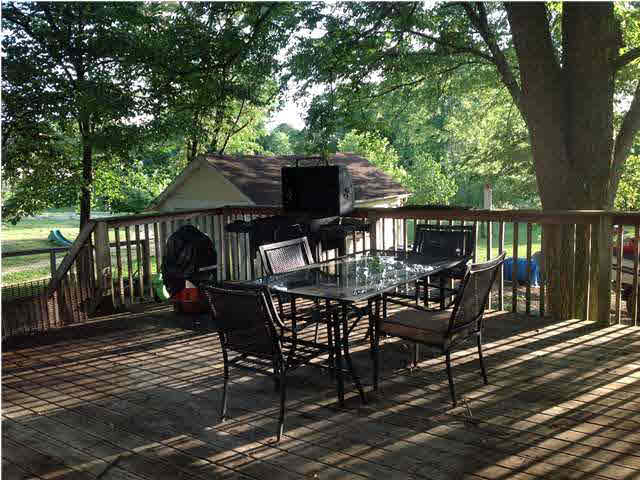 326 N Washington St, Dale, IN 47523 photo 22