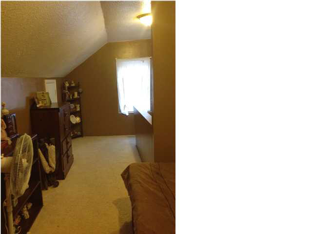 326 N Washington St, Dale, IN 47523 photo 11