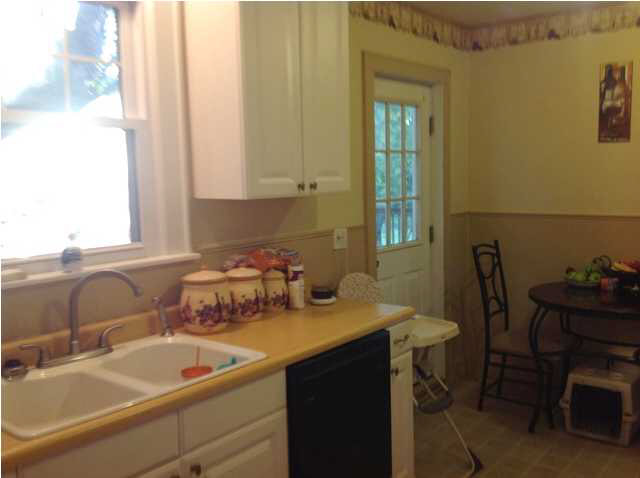 326 N Washington St, Dale, IN 47523 photo 9