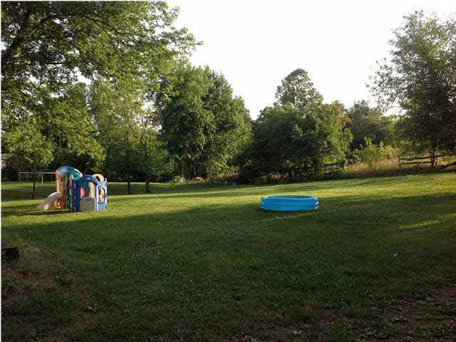 326 N Washington St, Dale, IN 47523 photo 24