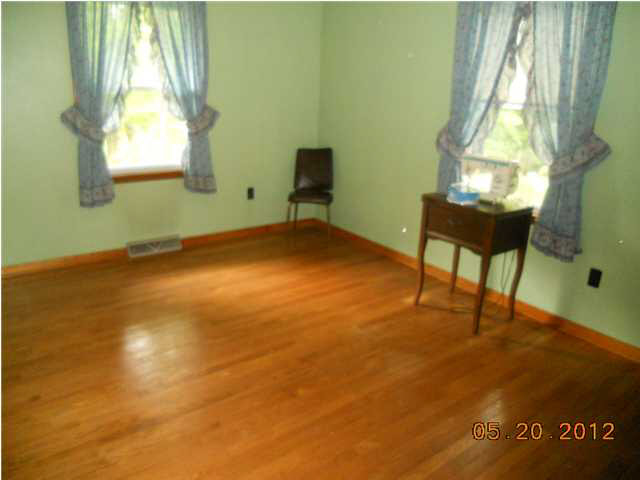 1850 State Road 550, Loogootee, IN 47553 photo 4