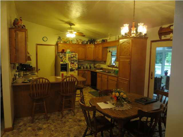 16273 N County Road 390 E, Lincoln City, IN 47552 photo 12