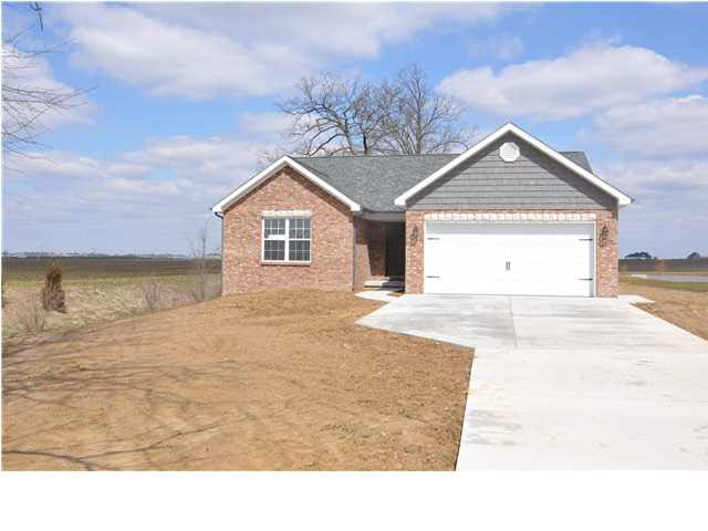 810 Volkman Rd, Evansville, IN 47725 photo 1