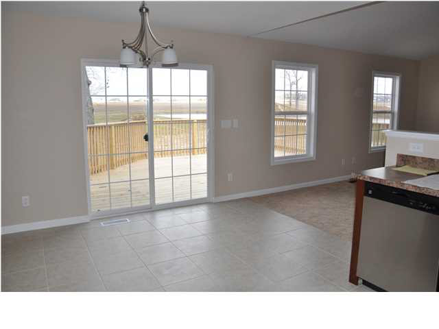 810 Volkman Rd, Evansville, IN 47725 photo 8