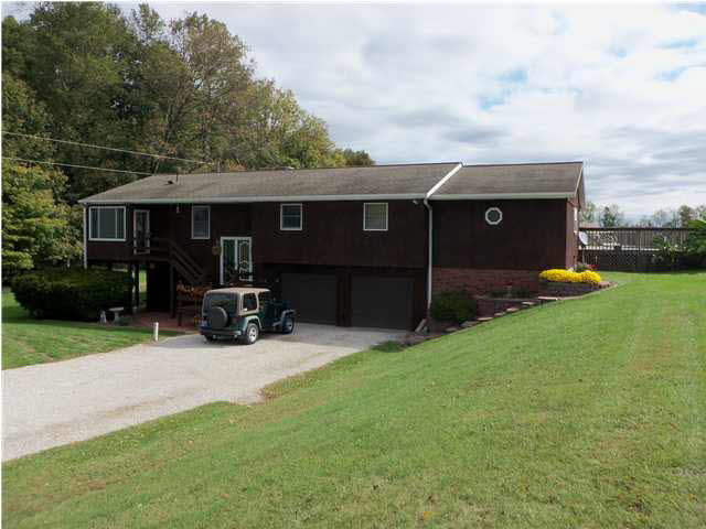 13862 N 1025 E, Odon, IN 47562 photo 1