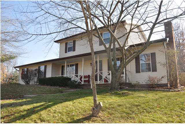 5888 Westchester Dr, Newburgh, IN 47630 photo 2