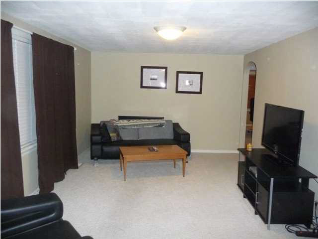 205 S Washington St, Huntingburg, IN 47542 photo 8