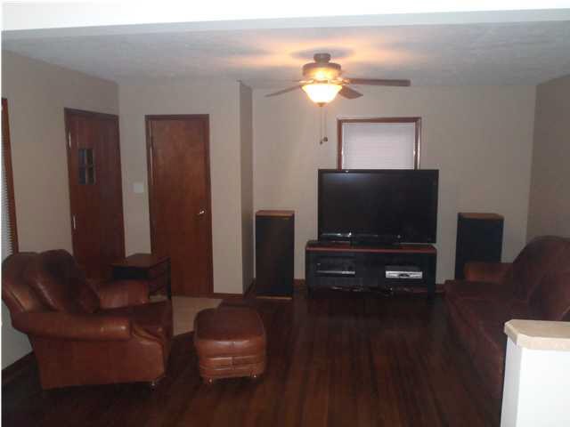 1809 Herndon Dr, Evansville, IN 47711 photo 5