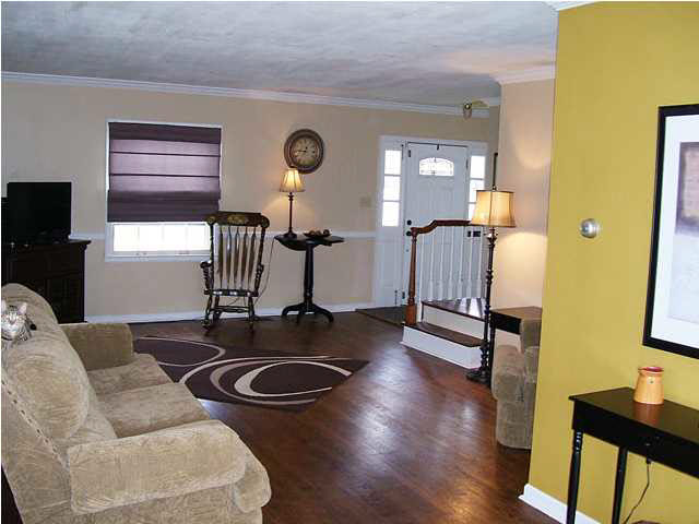 1012 S Saint James Blvd, Evansville, IN 47714 photo 6