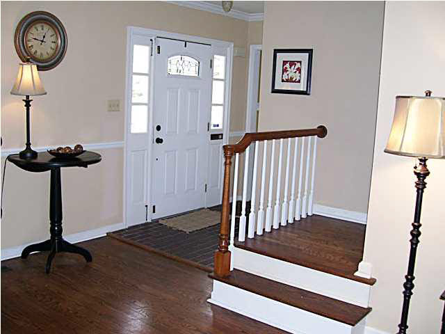 1012 S Saint James Blvd, Evansville, IN 47714 photo 2