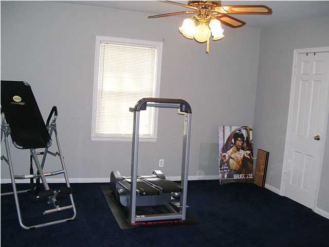 1012 S Saint James Blvd, Evansville, IN 47714 photo 21