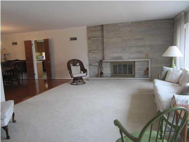 2335 E Gum St, Evansville, IN 47714 photo 5