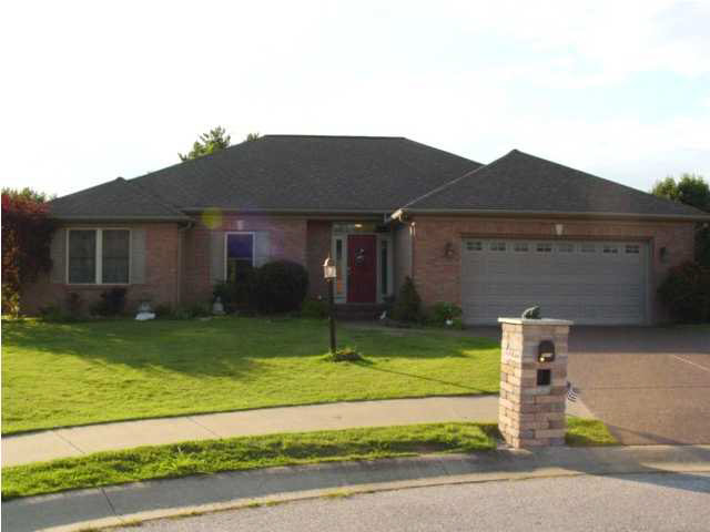 2818 Vertigo Ct, Evansville, IN 47725 photo 1