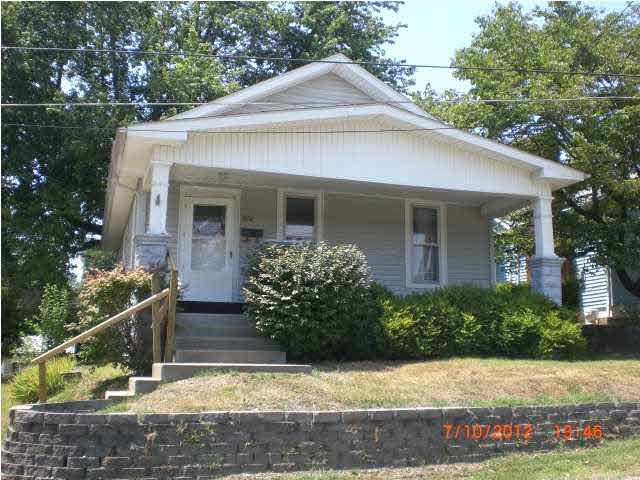 1802 Russell Ave, Evansville, IN 47720 photo 1