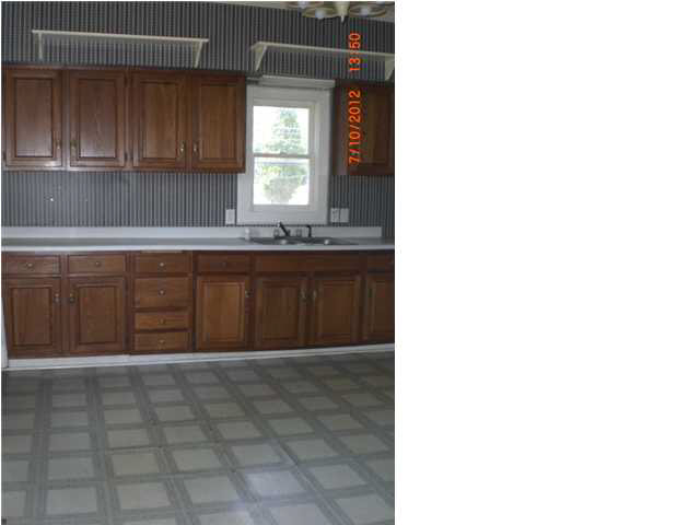 1802 Russell Ave, Evansville, IN 47720 photo 3