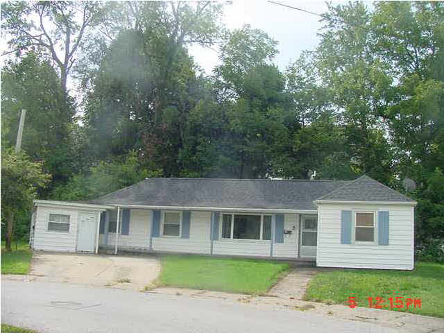 5 Maple Ct, Washington, IN 47501 photo 1